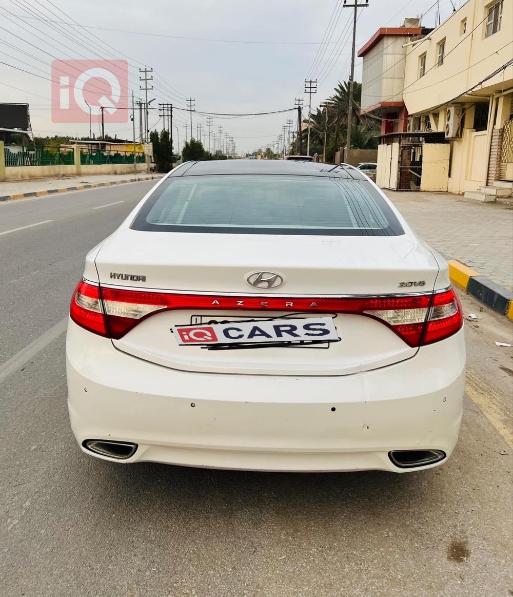 هيونداي أزيرا